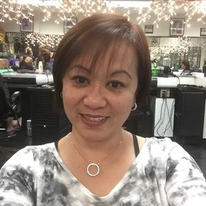 Meet your Posher, Leslie